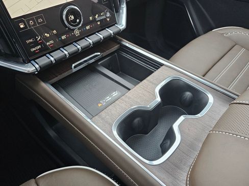 New 2026 GMC Acadia Denali Ultimate w/ LPO, Floor Liner Package image 28