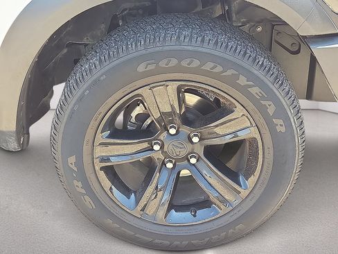 Used 2024 RAM 1500 Warlock AWD/4WD image 11