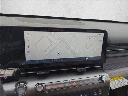 Used 2024 Hyundai Kona Limited FWD image 19