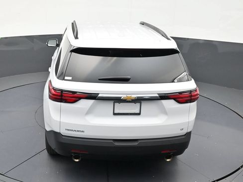 Used 2023 Chevrolet Traverse LT FWD image 15
