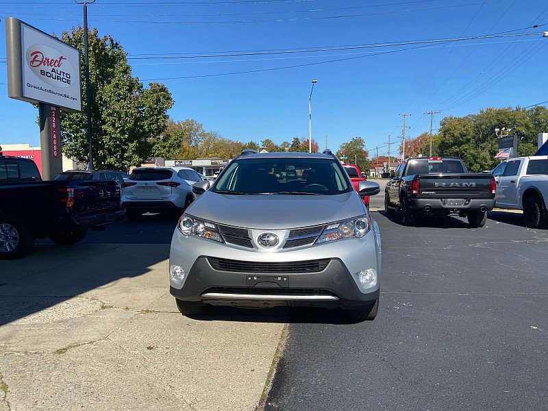 Used 2014 Toyota RAV4 Limited w/ Technology Package AWD/4WD image 3