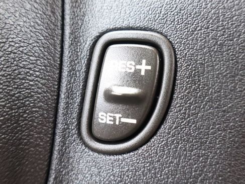 Used 2005 Saturn Vue 2WD w/ Sport Plus II Pkg image 29
