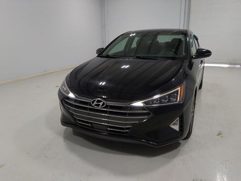 Used 2020 Hyundai Elantra Limited w/ Ultimate Package 03 FWD image 15