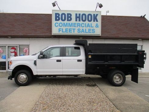 Used 2020 Ford F350 XL w/ Power Equipment Group image 28
