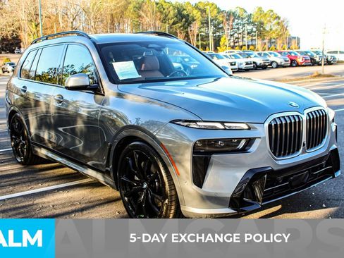 Used 2023 BMW X7 xDrive40i w/ M Sport Package image 4