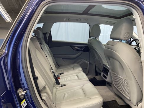 Used 2022 Audi Q7 Premium Plus w/ Premium Plus Package image 36