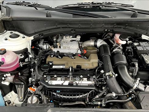 Used 2025 Hyundai Santa Fe Limited image 31