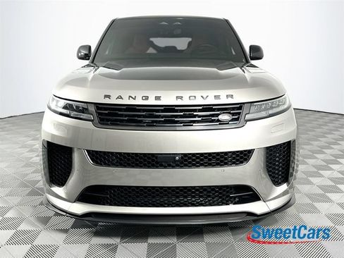 Used 2024 Land Rover Range Rover Sport AWD/4WD image 2