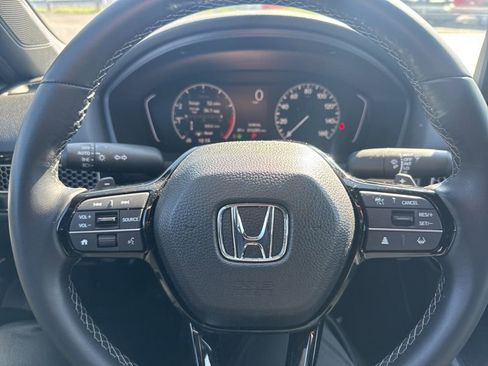 Used 2025 Honda Civic Sport image 13