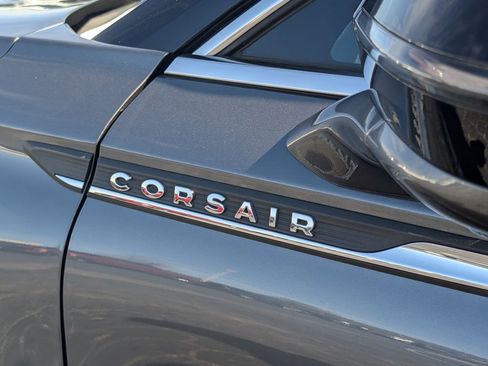 Used 2023 Lincoln Corsair Reserve w/ Equipment Group 201A image 23