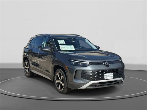 New 2026 Volkswagen Tiguan SE image 1