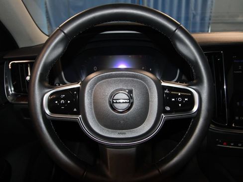Used 2024 Volvo S60 B5 Plus AWD/4WD image 10