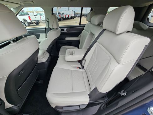 Used 2026 Hyundai Santa Fe SEL FWD image 27