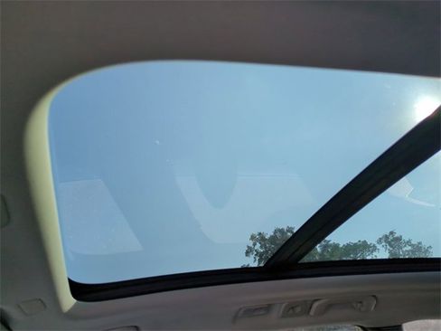 Used 2023 Volvo XC60 B5 Core image 19