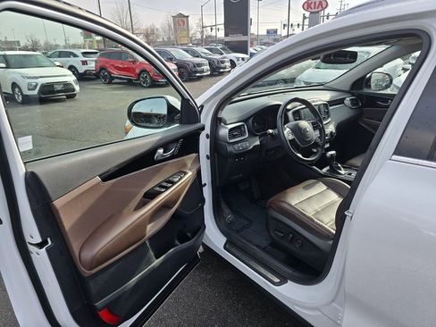 Used 2019 Kia Sorento SX w/ SX Touring Package image 23