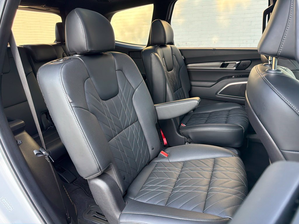 Used 2024 Kia Telluride SX Prestige X-Pro AWD/4WD image 11