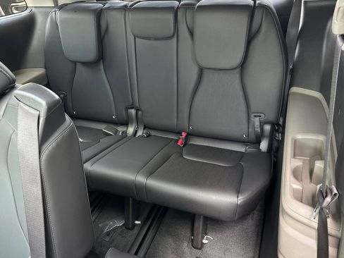 New 2026 Kia Carnival SX FWD image 12