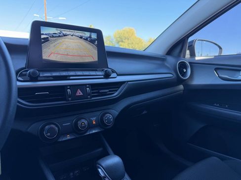 Used 2021 Kia Forte LXS image 18