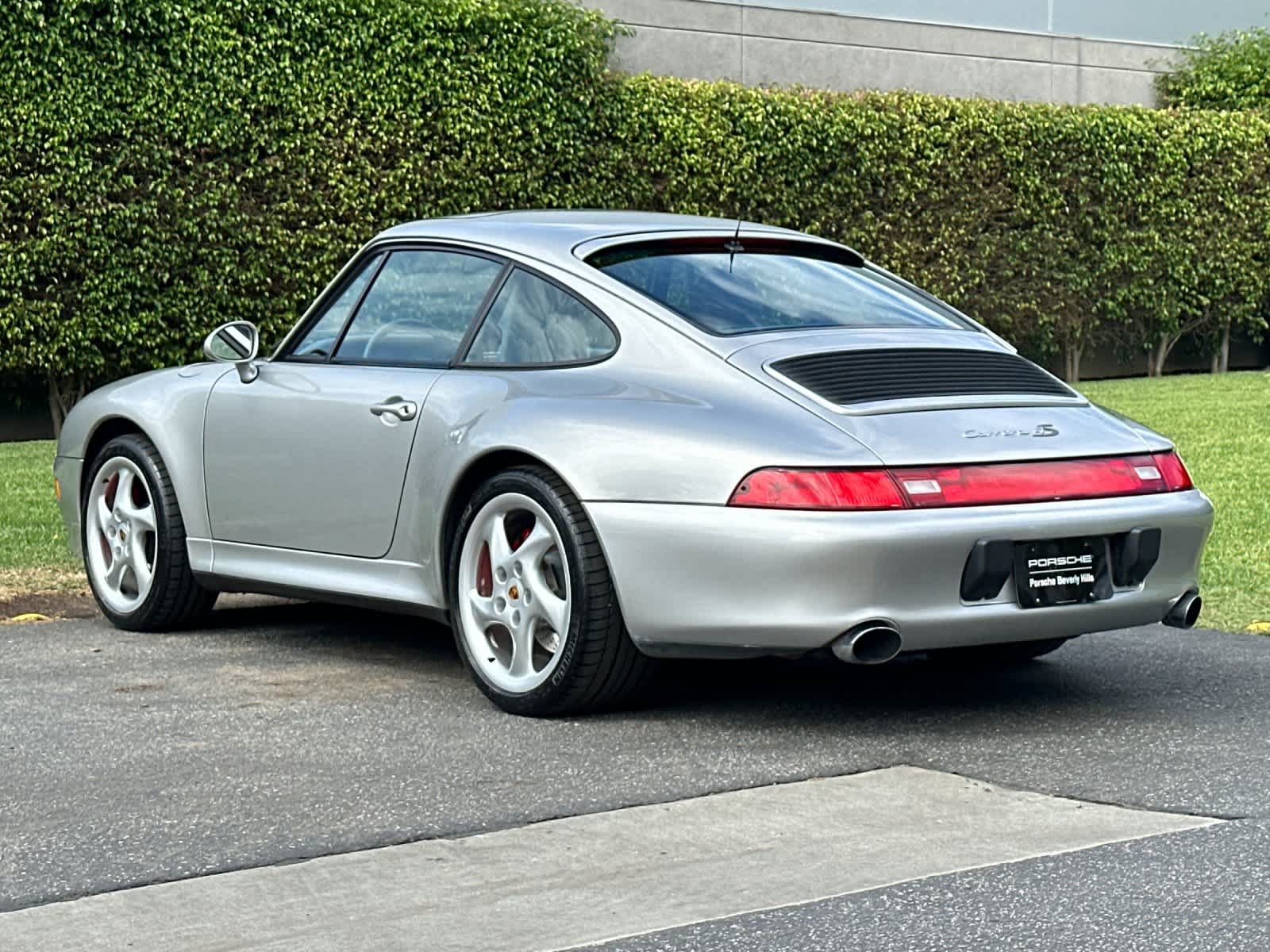 Used 1997 Porsche 911 Carrera 4S AWD/4WD image 3