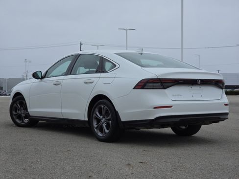 Used 2024 Honda Accord EX image 16