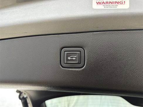 Certified 2024 Chevrolet Blazer RS w/ Driver Confidence II Package image 28