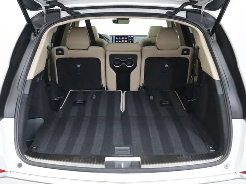 Certified 2026 Acura MDX SH-AWD w/ Advance Package image 28