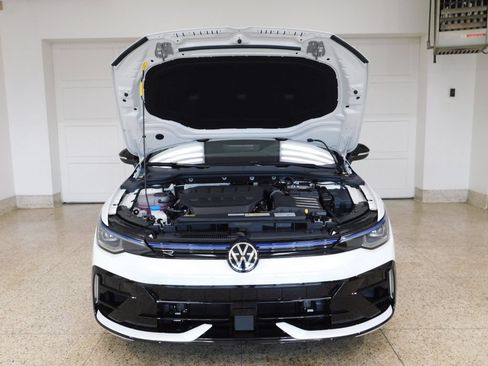 Used 2026 Volkswagen Golf AWD/4WD image 12