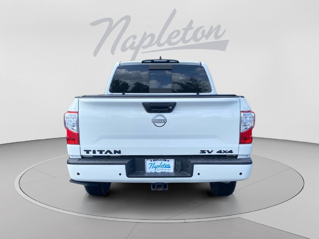 Used 2023 Nissan Titan SV w/ SV Convenience Package AWD/4WD image 4