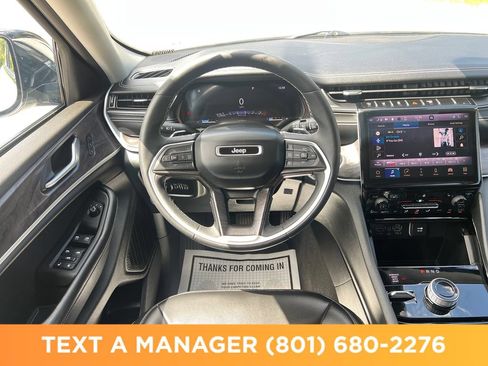 Used 2023 Jeep Grand Cherokee Limited w/ Trailer Tow Prep Group (B) AWD/4WD image 13