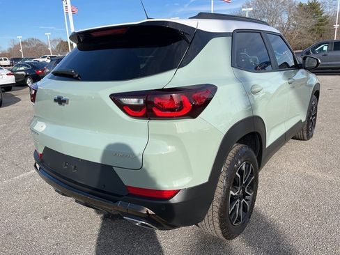 Used 2025 Chevrolet TrailBlazer ACTIV w/ Driver Confidence Package image 5