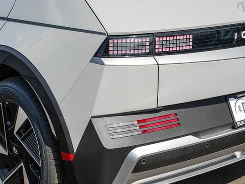 New 2026 Hyundai Ioniq 5 SE RWD image 13