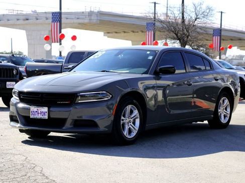 Used 2023 Dodge Charger SXT image 7