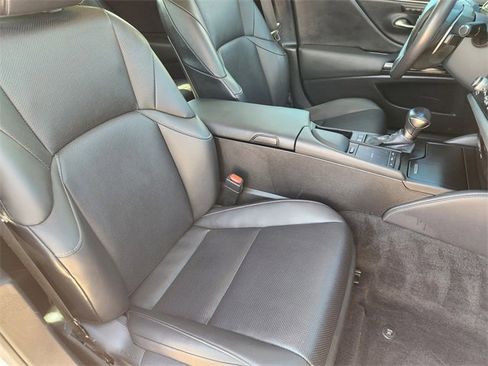 Used 2022 Lexus ES 300h w/ Premium Package image 14