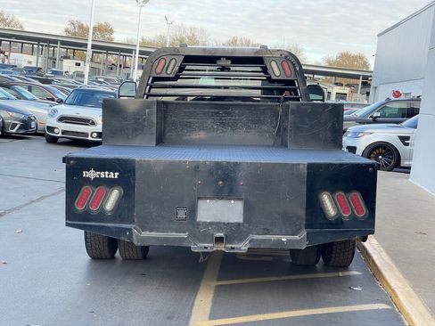 Used 2020 Ford F350 XLT image 4