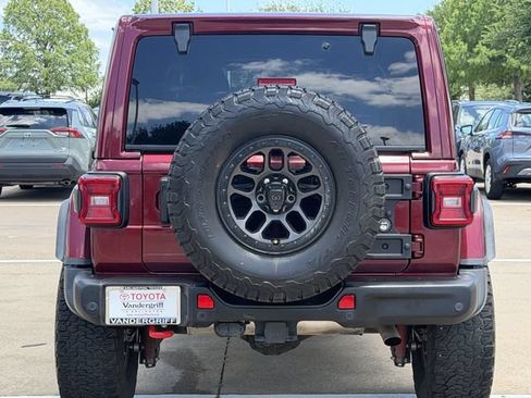Used 2021 Jeep Wrangler Unlimited Rubicon w/ Xtreme Recon 35" Tire Package AWD/4WD image 5