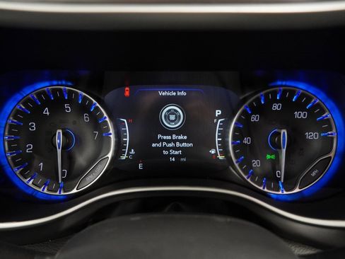 New 2026 Chrysler Pacifica Select image 21