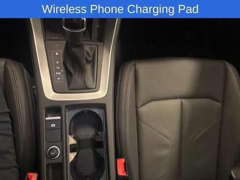 Used 2025 Audi Q3 2.0T Premium w/ Convenience Package image 29