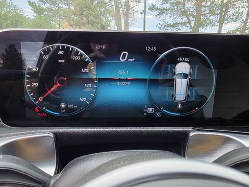 Used 2020 Mercedes-Benz GLB 250 4MATIC image 38