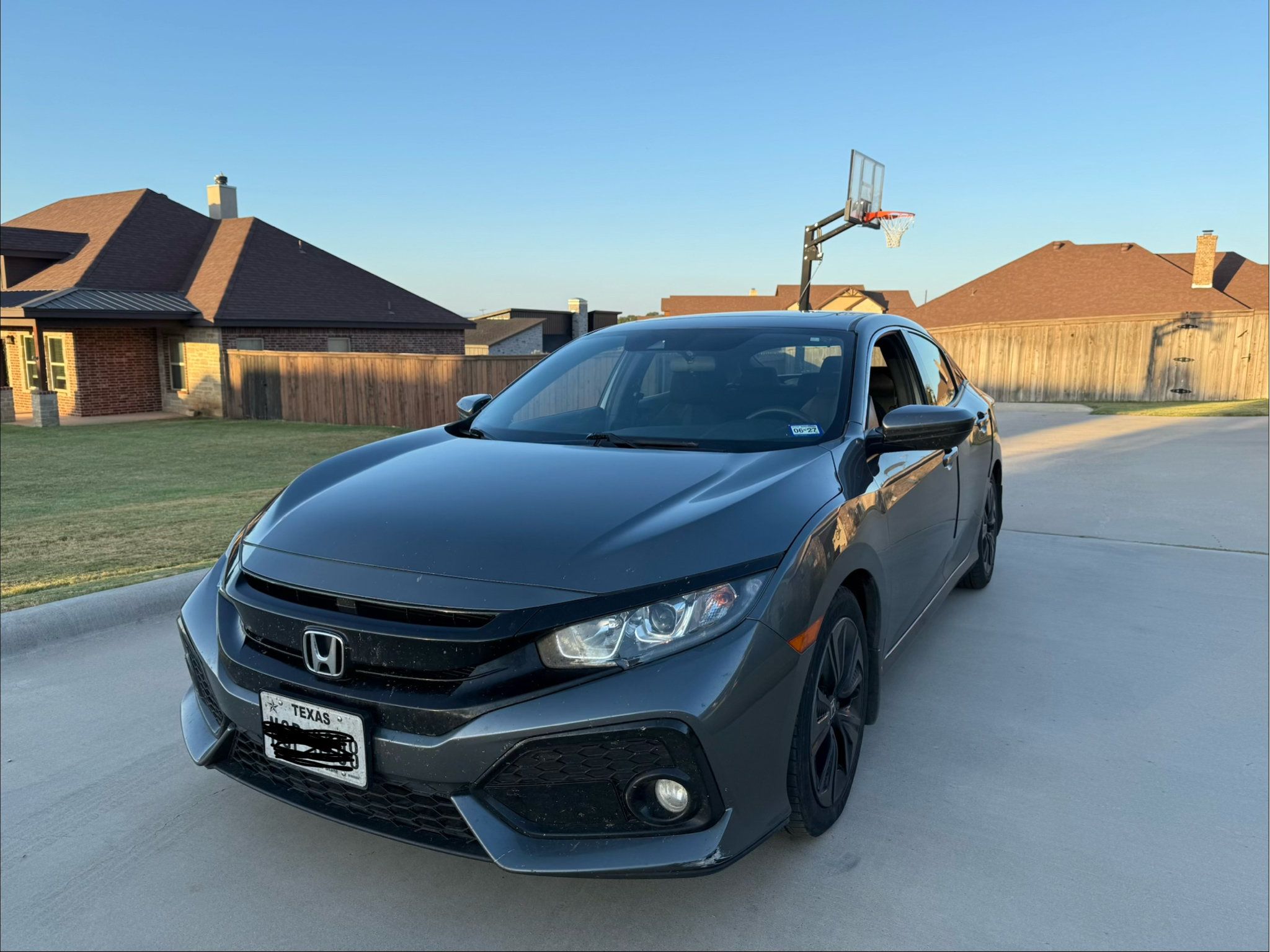 Used 2019 Honda Civic EX image 1