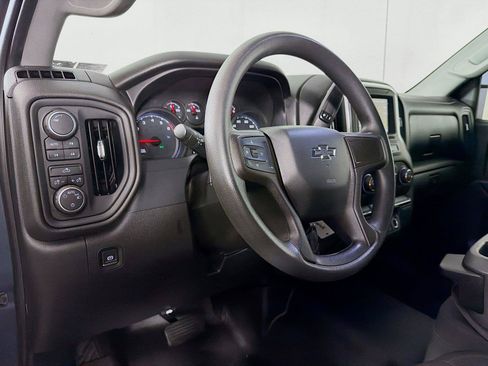 Used 2019 Chevrolet Silverado 1500 Custom Trail Boss w/ Custom Convenience Package AWD/4WD image 16