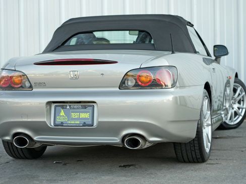 Used 2004 Honda S2000 image 4