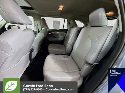 Used 2021 Toyota Highlander Limited image 28