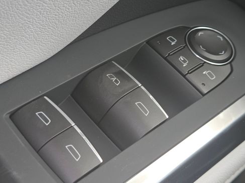 New 2026 Chevrolet Traverse High Country AWD/4WD image 39