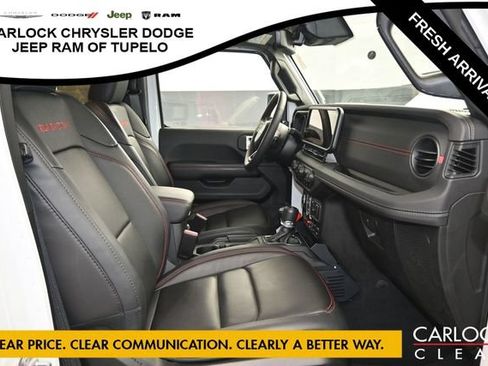 Used 2024 Jeep Wrangler Unlimited Rubicon AWD/4WD image 36