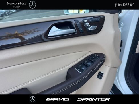 Used 2019 Mercedes-Benz GLS 450 4MATIC image 13