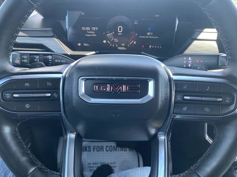 Used 2025 GMC Acadia Elevation image 18