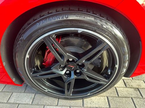 Used 2021 Chevrolet Corvette Stingray Coupe w/ 1LT RWD image 27