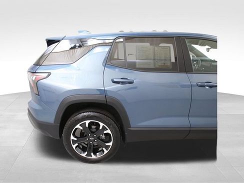 Certified 2025 Chevrolet Equinox LT AWD/4WD image 10