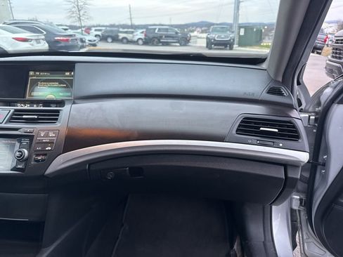 Used 2013 Honda Crosstour EX image 18