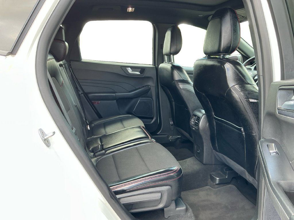 Used 2024 Ford Escape ST-Line w/ Tech Pack #1 FWD image 23